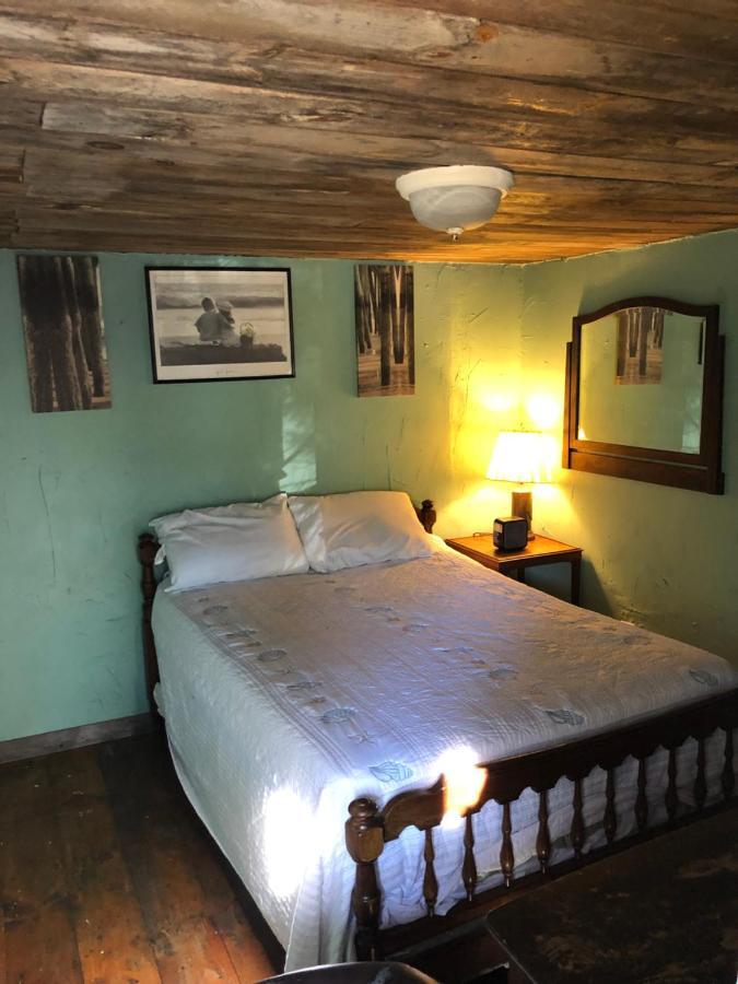 Seafarer Inn And Cottages โอลด์ออร์ชาร์ดบีช ภายนอก รูปภาพ